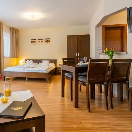 Gardenia Apartment