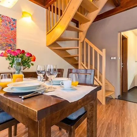 Gardenia Apartment
